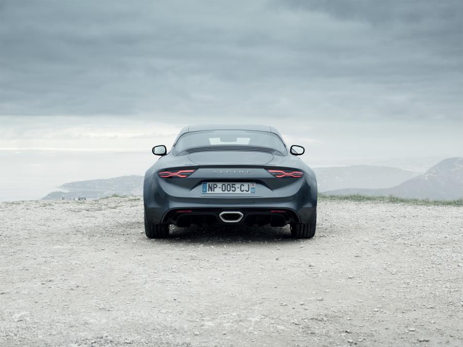  Alpine A110 Legende 2018 года  (WW) (фото 9 из 29)